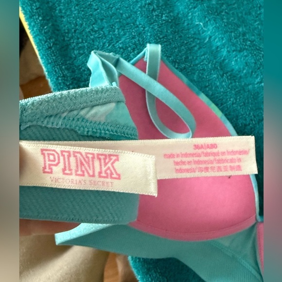 Victorias Secret "Pink" Wear Everywhere Push Up Bra Sz 36A Turquoise Tie Dye - Picture 4 of 6